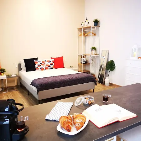 Cozy Studio 50 Meters From The Metro Milan Exterior photo